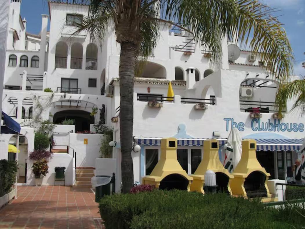 Pueblo Evita Apartment In Exclusive Holiday Complex Беналмадена Екстериор снимка